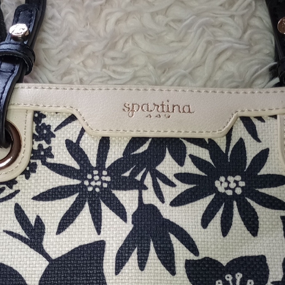 Spartina 449 Black and Cream Floral Shoulder Bag - Picture 2 of 4
